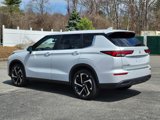 Used 2022 Mitsubishi Outlander ES image 3