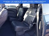 New 2025 Chrysler Pacifica Select image 6