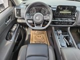 New 2025 Nissan Pathfinder SL w/ Black Appearance Package image 6