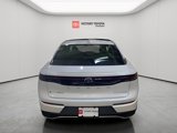New 2025 Toyota Crown Platinum image 4