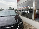 Used 2022 Chrysler Pacifica Touring-L image 4