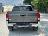 Used 2017 Toyota Tacoma TRD Off-Road image 6