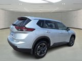 Certified 2025 Nissan Rogue SV image 5
