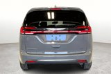 Used 2022 Chrysler Pacifica Touring-L image 5