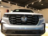 Used 2025 Honda Pilot Sport image 3