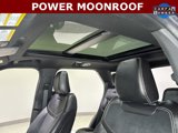 Used 2022 Ford Explorer ST image 3