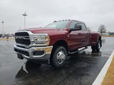 Used 2024 RAM 3500 Tradesman w/ Chrome Appearance Group image 3
