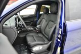 Used 2025 Porsche Macan image 5