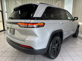 Used 2025 Jeep Grand Cherokee Altitude image 6