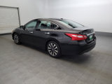 Used 2017 Nissan Altima 2.5 SL w/ Technology Package image 5