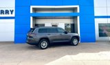 Used 2023 Jeep Grand Cherokee L Laredo image 5