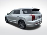 Used 2024 Hyundai Palisade Calligraphy image 3