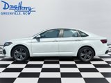 Used 2023 Volkswagen Jetta SE image 2