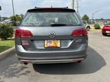 Used 2017 Volkswagen Golf Alltrack S image 3