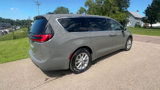 Used 2023 Chrysler Pacifica Touring-L w/ Uconnect Theater Family Group image 5