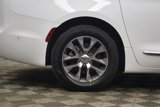 New 2025 Chrysler Pacifica Pinnacle image 4
