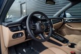 Certified 2025 Porsche Macan image 4