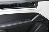 Certified 2025 Porsche Cayenne S image 4