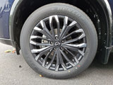 New 2026 Nissan Rogue Platinum image 4