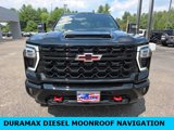 Used 2025 Chevrolet Silverado 2500 ZR2 w/ Technology Package image 3