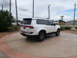 Used 2025 Lexus GX 550 image 2