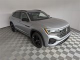 New 2025 Volkswagen Atlas Cross Sport SEL R-Line image 2