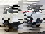 Used 2024 Nissan Pathfinder SV image 4