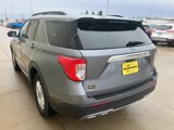 Used 2022 Ford Explorer XLT w/ Equipment Group 202A image 5