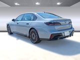 New 2026 BMW 750e xDrive image 3