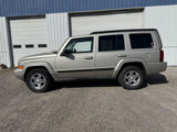 Used 2007 Jeep Commander Sport image 2