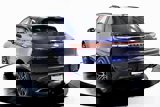 Certified 2025 Porsche Macan image 3