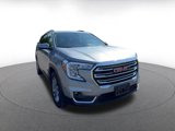 Used 2024 GMC Terrain SLT image 3