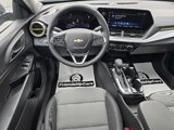 New 2026 Chevrolet Trax LT w/ Sunroof Package image 4