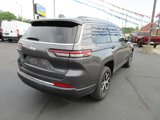 Used 2023 Jeep Grand Cherokee L Limited w/ Luxury Tech Group II image 4