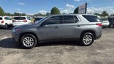 Used 2018 Chevrolet Traverse LS image 2