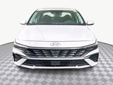 Used 2025 Hyundai Elantra SEL image 2