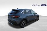 New 2025 Ford Escape SE image 3