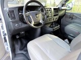 Used 2017 Chevrolet Express 3500 Extended image 6