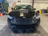 Used 2020 Ford Fusion SE image 2