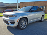 New 2025 Jeep Grand Cherokee Summit w/ Luxury Tech Group V image 3