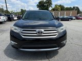 Used 2011 Toyota Highlander SE image 2