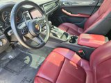Used 2024 Porsche Macan image 4