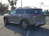 New 2025 Nissan Pathfinder Platinum image 3