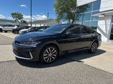 Used 2025 Volkswagen Jetta SE image 2