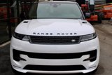 New 2025 Land Rover Range Rover Sport Dynamic SE image 2