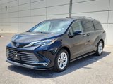Used 2024 Toyota Sienna Platinum image 3