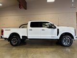 Used 2023 Ford F350 Lariat image 3