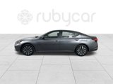 Used 2024 Nissan Altima 2.5 SV image 2