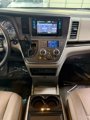 Used 2017 Toyota Sienna XLE image 3