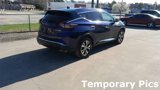Used 2023 Nissan Murano SV image 3